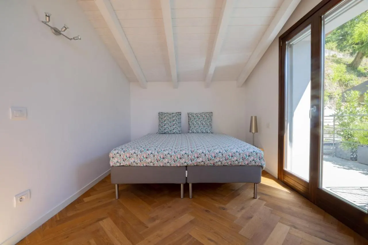 Casa Le Coccinelle Daire Argegno