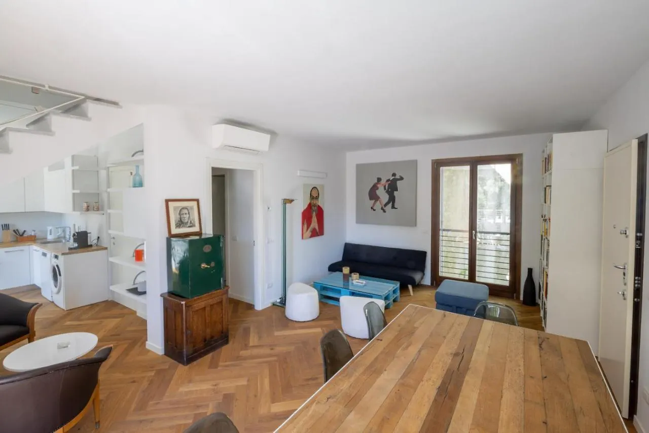 Casa Le Coccinelle Daire Argegno