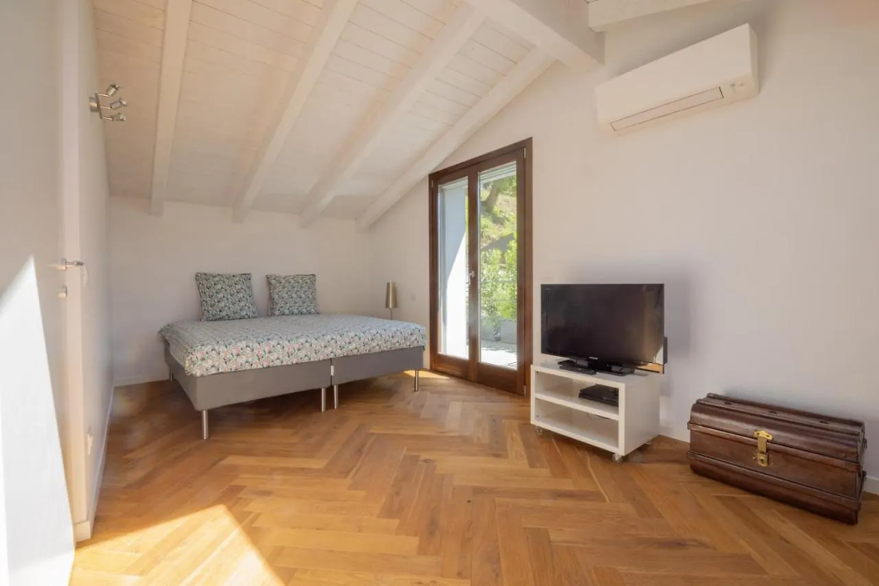 Casa Le Coccinelle Daire Argegno